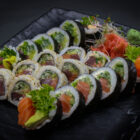 Surowy II<a target="_blank" class="btn btn-order-promo-menu" href="https://sushimariuszlewandowski.papu.io/restaurant/shin-jidai-sushi-warszawa/menu/meal/4a46e0b1e9f546c190ab887fc903741e">Zamów online</a>